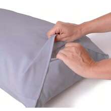 Kit 2 Fronhas 70x50 400 Fios Toque Macio Tecido Peletizado Capa Para travesseiro Atacado - Cinza - Visão 2