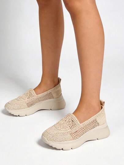 SCARPE BASSE MOLTO MORBIDE C=IN PELLE SINTETICA E RETE