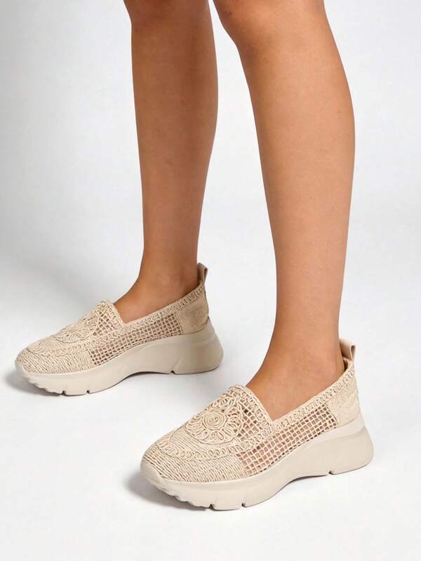 SCARPE BASSE MOLTO MORBIDE C=IN PELLE SINTETICA E RETE
