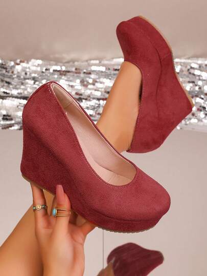 1 paire de chaussures compensées à plateforme de nouveau style pour femmes, couleur unie, à enfiler. Convient pour les fêtes, les déplacements, les voyages