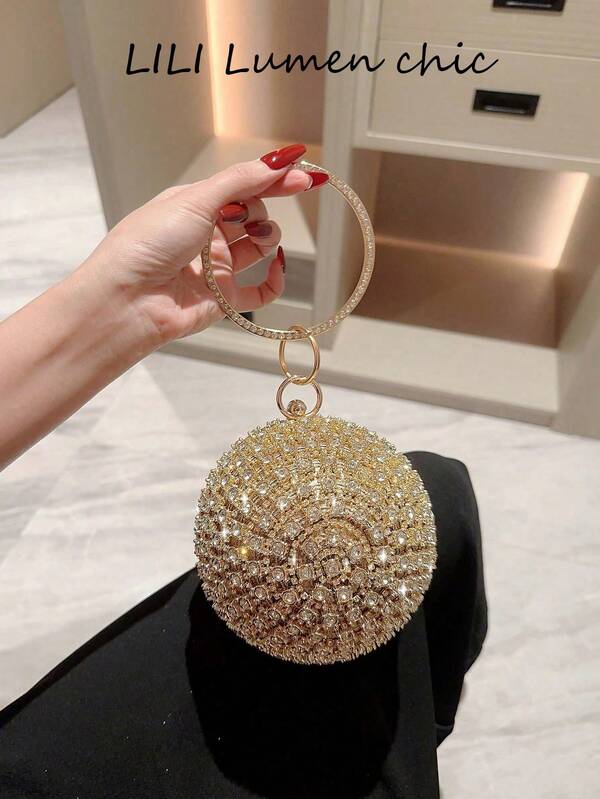 新款流苏水钻晚宴手拿包，百搭连衣裙，时尚创意球形手柄手提包，金色水钻款。1. 圆形磁扣流苏包，顶部配有圆环设计，适合女孩携带参加派对、约会和其他场合。