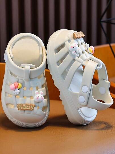 2-26 Nuevas sandalias para niños de primavera/verano, sandalias de niña con diseño hueco y lindo de dibujos animados, suela suave antichoque y antichoques, uso casual y versátil tanto en interiores como en exteriores