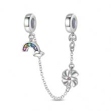 1. 镀银旅行系列 - 旅行吊坠，配有安全链 - 风车彩虹吊坠、浪漫热气球珠、飞行热气球珠、趣味行李箱珠、红色行李箱珠、自由飞行珠、冒险家背包挂饰、趣味椰子树挂饰。非常适合搭配原创蛇骨链手链、项链和串珠，DIY 制作珠宝。送给闺蜜的奢华礼物。 - 彩色 - 查看 19