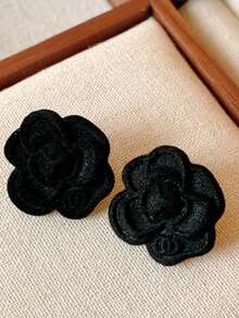 1 Pair Elegant Black Flower Stud Earrings, Suitable For Women In Any Occasion - Black - View 2