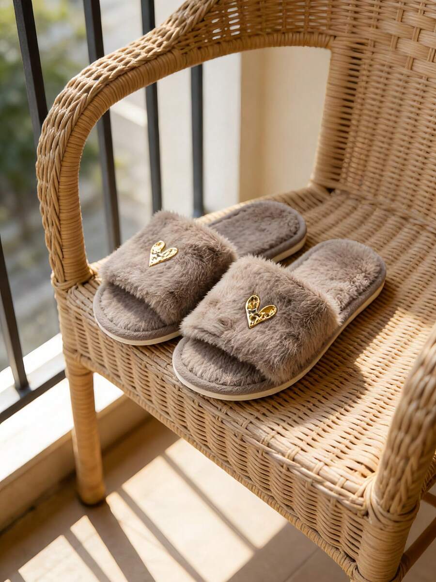 Premium Fashion Heart Decor Plush Slippers For Women, Soft & Comfortable Soft-Sole Lightweight, Suitable For Living Room & Bedroom, All Season - Coffee Brown - View 1