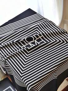 Women's Scarf With Elegant Geometric Print And Satin Finish, 90cm X 90cm - 黑色 - 查看 7