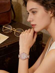 Guess 女士奢华时尚石英腕表，多功能粉钻表盘，不锈钢表带，玫瑰金女士腕表，适合日常佩戴，生日、周年纪念日、情人节礼物 GW0320L6 - 玫瑰金 - 查看 3