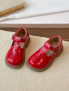 Infant Flat Shoes Hook And Loop Round Toe Hollow Leather Shoes Metal Buckle Girls Flat Shoes - Red - View 1