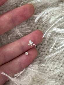 1件S925纯银蝴蝶螺旋肚脐环，时尚甜美，适合女性日常佩戴、约会、派对等场合。 - 單隻肚臍釘 - 查看 6