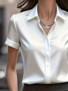 女士优雅白色缎面短袖衬衫 - 百搭通勤纯色高端垂坠上衣，经典领型，亲肤柔软丝滑缎面面料，不透明，可机洗干洗，适合办公室、休闲和正式场合，高端风格，易于打理，适合春、夏、秋、冬四季穿着。 - 白色 - 查看 4