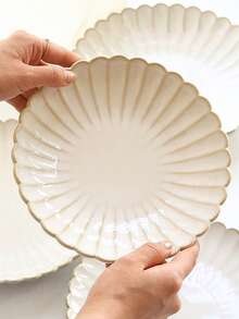 1件/2件日式复古菊花陶瓷盘套装-饭碗、冰淇淋碗、早餐面包盘、西式牛排意面盘、水果沙拉盘、下午茶蛋糕盘，适合家庭和餐厅使用