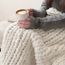 Mellobello Jumbo Chunky Yarn For Hand Knitting - Super Thick Chenille Chunky Yarn For Crocheting - Extra Soft Bulky Fluffy Blanket Big Yarn 8 Jumbo Pack (27yds,8 Oz Each Skein) - 米色 - 查看 3