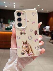 1个可定制文字字母设计的粉色小马图案手机壳，兼容 17 Pro Max/17 Air/16E/16 Pro Max/15/14 Plus/13/12/11、S24/20 Ultra/A52S/A31 A21S/A13/A05S，以及Redmi Note 13 Pro Plus/Note 10/Note 12C/Note 13C。采用TPU材质，时尚防摔，简约设计，适合喜爱马元素或追求个性化手机配件的用户。国际版，非国内版。 - 白色 - 查看 6