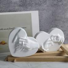 1个3D心形蜡烛模具，手工皂、蜡、粘土、石膏和树脂浇铸硅胶模具，适用于DIY婚礼装饰、派对装饰、浪漫家居装饰、情人节礼物 - 白色 - 查看 3