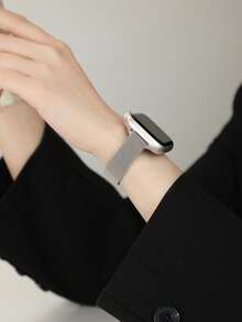 金色细款米兰尼斯表带，兼容40mm、41mm、38mm、42mm、44mm、45mm、49mm、46mm表盘尺寸的 Series 10、9、8、7、6、5、4、3、2、1、Ultra和SE，不锈钢磁性网状表带，女士款 - 42/44/45/49mm(s10)46mm - 查看 5