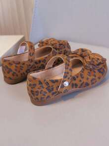 1双女童时尚柔软舒适魔术贴平底鞋 - 棕色 - 查看 4