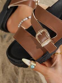 Dép lê đế xuồng dày dặn, kiểu dáng mới, trang trí khóa kim loại, thoải mái, chống trơn trượt, đa năng và dễ vệ sinh, thích hợp cho mang hàng ngày. - màu nâu - Xem 9