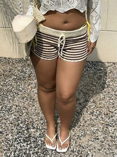 مجموعة شورت وسترة كاجوال للنساء ذوات الأحجام الكبيرة، ذات خصر مربوط بسحاب ولونين، مناسبة للارتداء اليومي