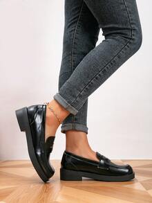 Women's Loafers, Round Toe Metal Buckle Flat Shoes, Outdoor Retro Women's Shoes, Casual College Style Shoes - Black - View 3