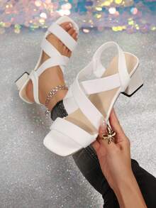 Sandal Wanita Model Terbaru dengan Hak Tebal dan Tali Warna Nude - Putih - View 5