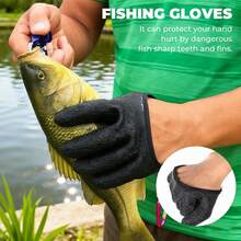 Fishing Catching Gloves Magnet Release Anti-Slip Protect Hand From Puncture Scrapes Waterproof Fishing Gloves Fishing Glove Catch Fish Anti-Slip Durable Full Finger Glove Waterproof Work Cut Resistant Left Right Apparel Protect Hand Glove - Multicolor - View 4