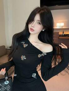 法式亮片花卉不对称肩部设计修身长袖衬衫，秋季 - 黑色 - 查看 3