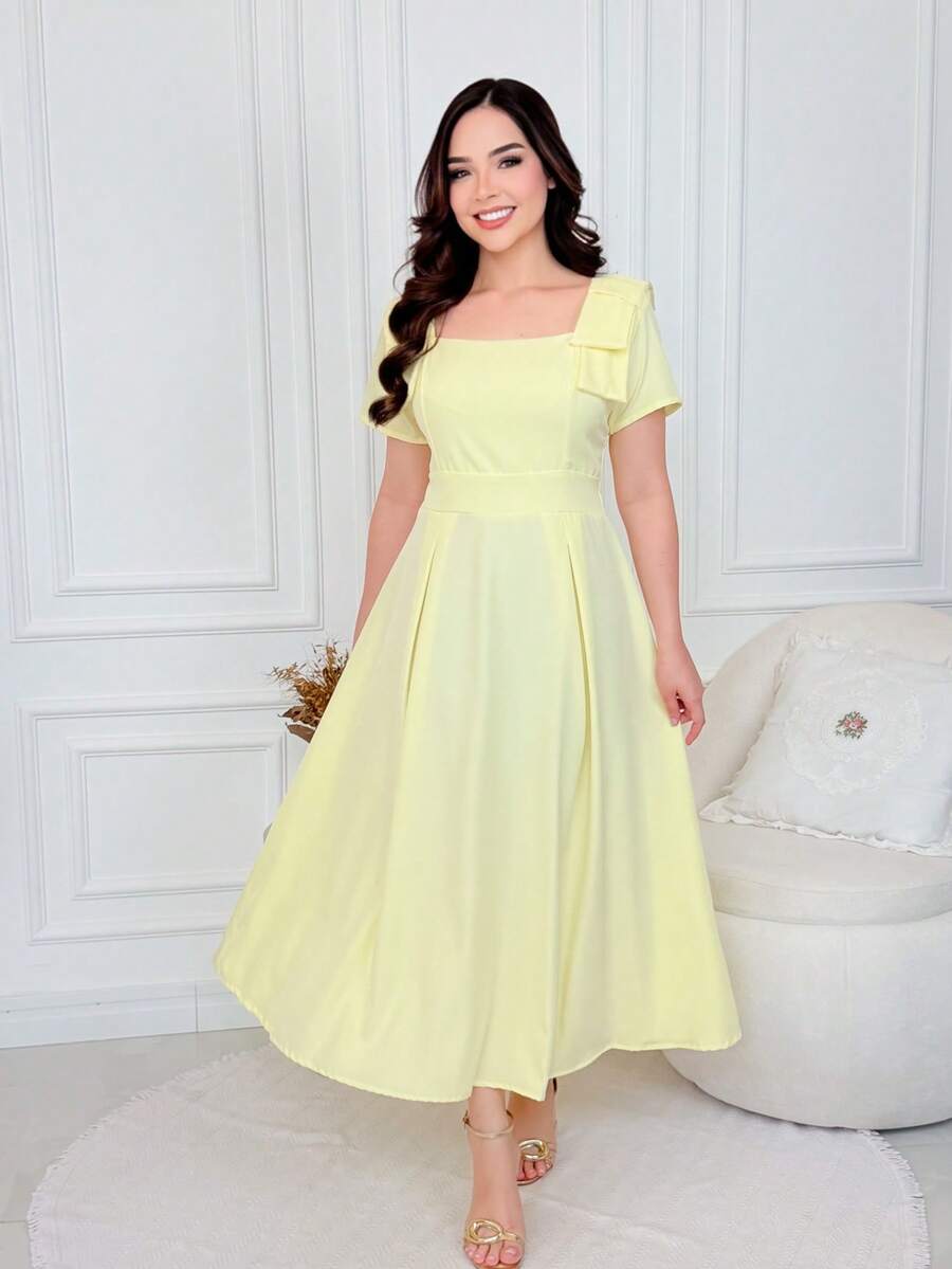 Women's Midi Dress With Bow On The Shoulder (Christian Style) - Vàng nhạt - Xem 1