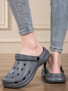 Unisex Breathable Perforated Clogs, Suitable For All Seasons, Lightweight, Anti-Slip, Quiet, Versatile For Indoor/Outdoor Wear - Grey - View 4
