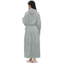 1件女士纯色长款连帽浴袍，柔软法兰绒材质，适用于浴室、卧室、泳池，四季皆宜，可作礼物，适合体重70公斤以下人士穿着。 - 彩色 - 查看 12