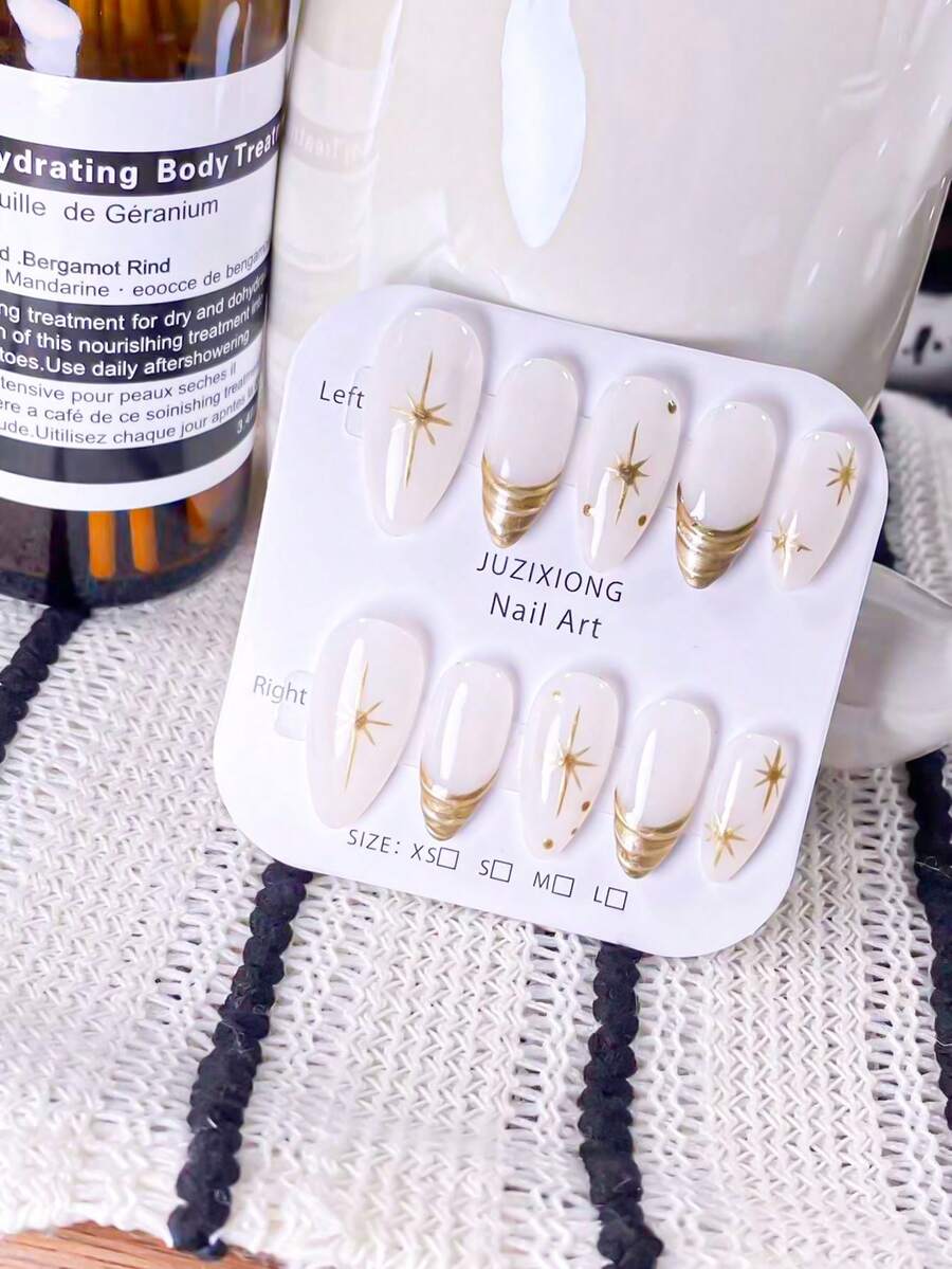 10片手工杏仁形美甲贴片（S/M/L码）：裸粉色底色，搭配洋红色渐变、花朵纹理和金色点缀。甜美活泼的风格，适合各种场合和日常佩戴。可重复使用。裸粉色底色搭配红色渐变、3D樱桃和豹纹点缀，甜美别致的俏皮风格，丰富的层次感纹理。奶油黄色底色搭配裸粉色3D花朵点缀，清新柔和的风格，光泽细腻的质感。美甲用品。 - 無色 - 查看 1