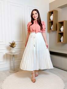 Pleated Skirt With Elastic Waistband. - White - View 2