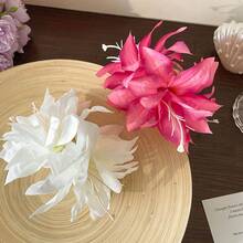 2pcs Fuchsia Realistic Lily Flower Hair Clips, Ethereal Faux Flower Side Clips For Beach Photos, Street Style, Spring/Summer - Multicolor - View 2