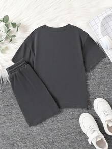 Set Kaos Lengan Pendek Leher Bulat dan Celana Pendek untuk Anak Laki-Laki Usia Remaja (Tween Boy) - Dark Grey - View 2