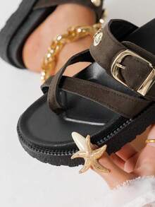 Giày sandal đế xuồng xỏ chân kiểu dáng mới với khóa kim loại trang trí, thoải mái, chống trơn trượt, đa năng và dễ vệ sinh, phù hợp cho đi biển và mặc hàng ngày. - Cà phê nâu - Xem 9