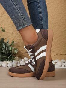 Women's Summer Casual Flat Soft Bottom Patchwork Sneakers, New Spring 2025 Collection - 2615-1 Brown - View 4
