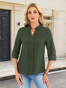 3/4 Length Sleeve Womens Tops V Neck Dressy Casual Blouses Lace Tunic Pleated Shirts Business Casual Outfits 2026 Designed With A Stand Collar V-Neck, Front Pleats And 3/4 Sleeves Featuring Hollow-Out Cuffs - 軍綠色 - 查看 3