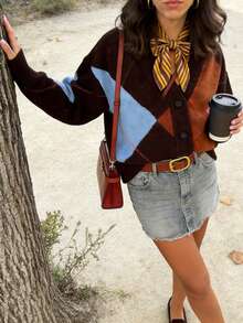 大码女士时尚优雅百搭菱格纹几何图案撞色纽扣V领长袖开衫 - 彩色 - 查看 10