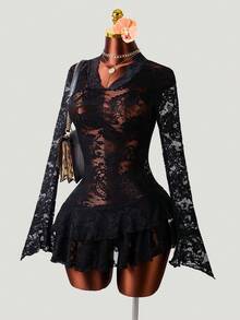性感蕾丝半透明V领长袖迷你短裙，喇叭袖荷叶边裙摆设计，夜店性感风格，春夏款，适合情人节穿着。 - 黑色 - 查看 1