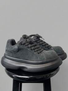 2026 New Men's Sneakers, Thick Sole Elevator, Non-Slip, Durable, Low-Top, Round Toe, Lace-Up, Suede, Soft & Comfortable, Suitable For Outdoor Sports, Solid Color, Casual, Work, Young Men - Grey - View 3