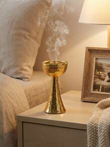 Elegant Traditional Incense Burner, Metal Minimalist Hammered Design, Luxury Gold Color Agarwood Incense Burner With Exquisite Craftsmanship, Elegant Fragrance Diffuser Suitable For Home Decor, Smokeless Incense Holder Perfect For Living Room, Bedroom, Yoga Studio, Meditation Space, Unique Incense Holder Designed For Fragrance Lovers, Personalized Commemorative Gift, Beautiful Gift For Friends And Family. - Gold - View 9