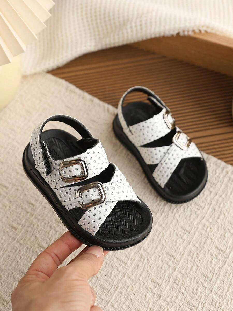 1 Pair Girls' Summer Fashion Versatile Non-Slip Soft Bottom Flat Sandals, Suitable For Toddlers & Little Kids Daily Wear, Travel, School, Casual - White - View 1