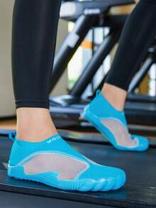 TOLLN 1 Pair Men's Soft Bottom Breathable Fitness Gym Treadmill Shoes - Blue - View 4