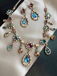 1 chiếc vòng cổ mặt dây chuyền hình học kiểu cổ điển năm 2026, đính đá Zirconia và ngọc trai giả, nhiều màu sắc, chất liệu kim loại, phù hợp cho nữ giới đeo hàng ngày, hẹn hò, dự tiệc, lễ hội, phối hợp với trang phục và phụ kiện thường ngày, món quà tuyệt vời nhất dành cho bạn bè, người yêu, ngày Valentine, năm mới. - Nhiều màu - Xem 13