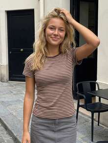Women's Summer Short Sleeve Tops Fashion Striped Print Crew Neck T Shirt Streetwear - Light Brown - View 2