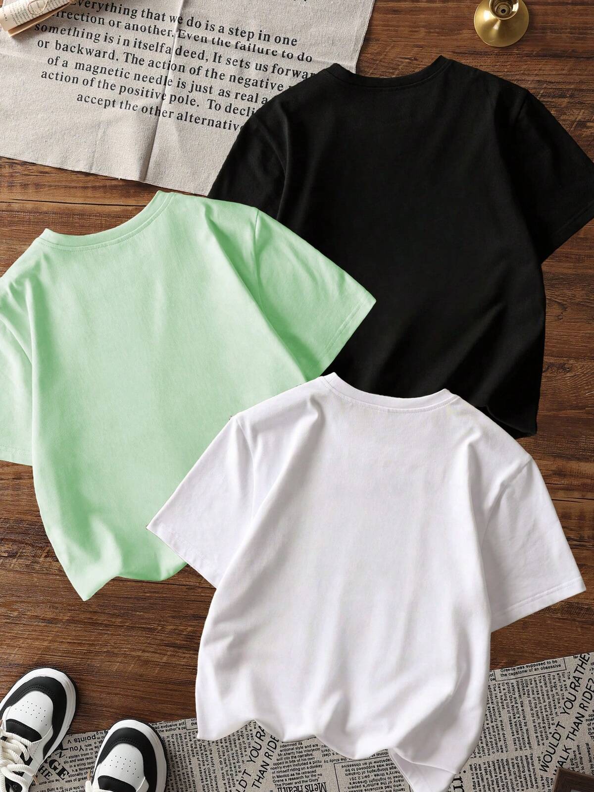 3 pièces/Set T-shirts à col ras du cou à manches courtes avec imprimé graphique décontracté pour garçons préadolescents, vêtements d'été pour étudiants et jeunes - T-shirts avec imprimés de console de jeu colorée et de casque apportant joie et bonheur à chaque enfant ! 3