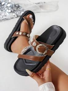 新款时尚金属扣装饰坡跟凉鞋，舒适防滑，百搭易清洁，适合海滩和日常穿着 - 棕色 - 查看 4