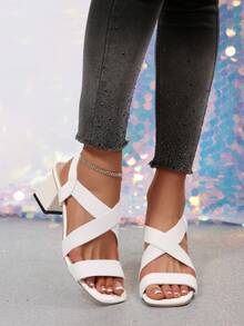Sandal Wanita Model Terbaru dengan Hak Tebal dan Tali Warna Nude - Putih - View 7