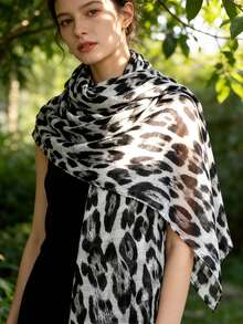 1件装女士轻薄豹纹围巾/头巾，多功能沙滩罩衫，适合日常穿着 - 黑與白 - 查看 1
