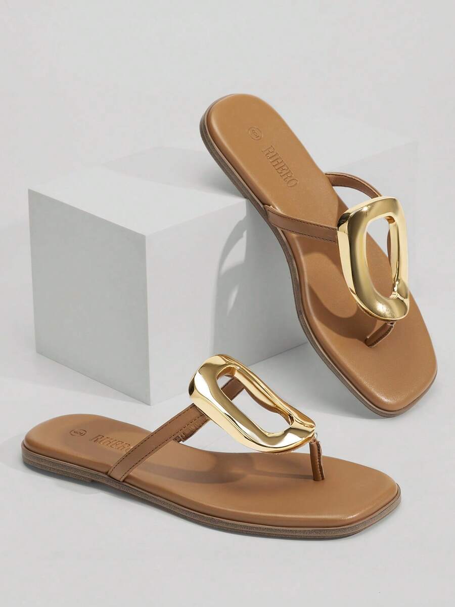 Rihero Flip Flops For Women Comfortable Square Toe Flat Sandals Slip On Summer Beach Slide Sandals With Metal Decoration - Tan - Xem 1