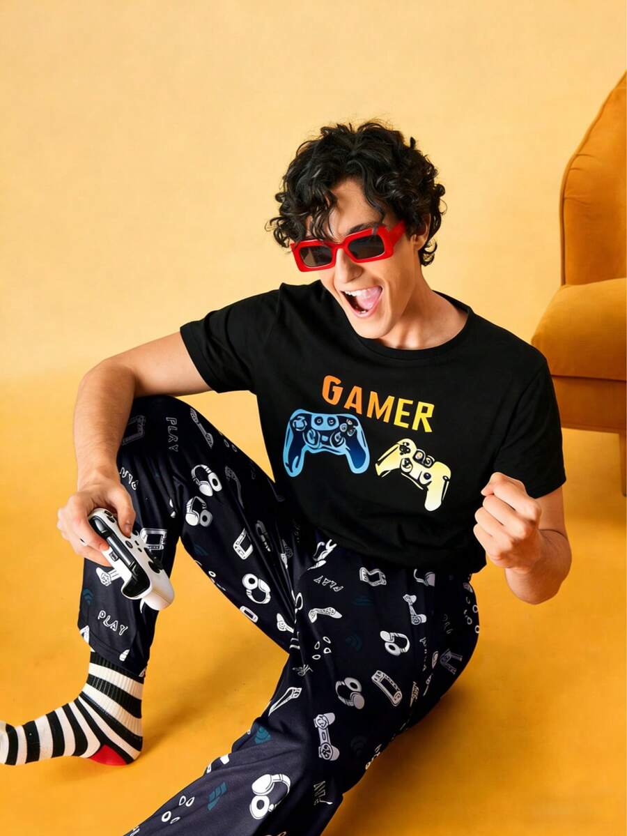 Men Gamepad & Letter Graphic Short Sleeve Top & Pants Loungewear Set - Black - View 1